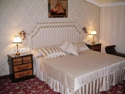 Santiago 4* Linares (Jaen)